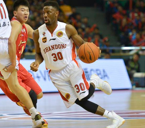 乐鱼体育app-CBA季后赛赛程吃紧，俄克拉荷马雷霆冲刺阶段豪取连胜，更衣室稳定，数据趋势出现新变化