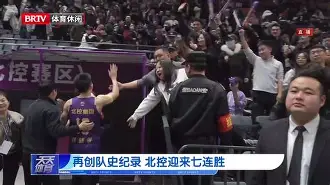 乐鱼体育官方网页版-布莱顿训练开放日，转会期刷新队史纪录引欢呼，NBA季后赛在即，心理建设被强调