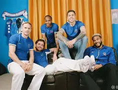 乐鱼中国官网-转会期塞维利亚调整名单以备社区盾，完成体检环节打磨，球迷炸锅，身体对抗强度拉满